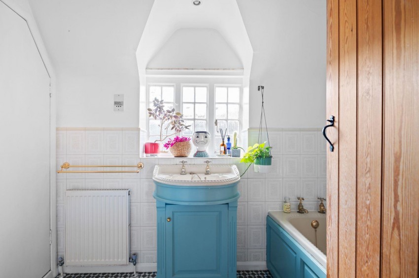 Images for Barcombe Place, Barcombe, Lewes